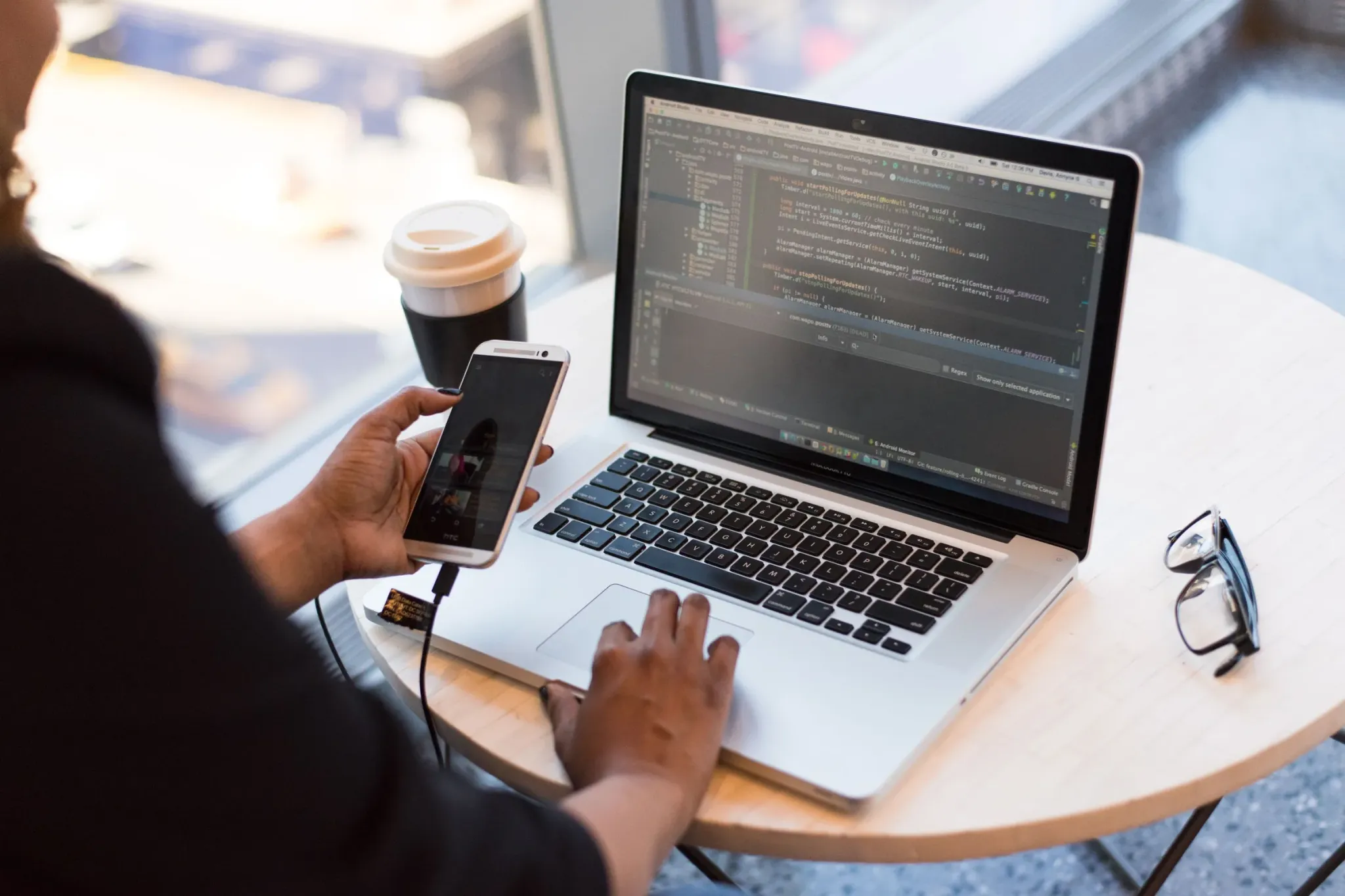 Ontwikkeling van companion-webapps voor mobiele producten